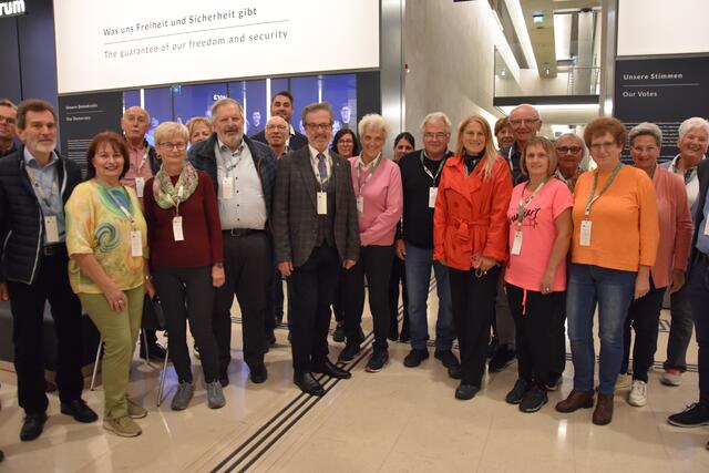 Auch mit BR Elisabeth Grossmann gab es ein kurzes Treffen. | Foto: Wutte