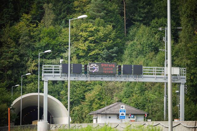 Die Sanierungsarbeiten sollen laut Asfinag bis Ende 2025 andauern. | Foto: Franz Neumayr