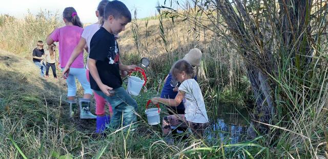 Die Kinder waren überaus eifrig bei der Sache | Foto: Initiative Gesundes Dorf