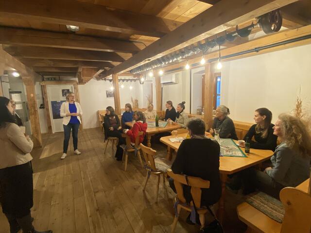 Viele neue Gesichter waren zum Netzwerktreffen der Iron Women in der Simonmühle Trofaiach gekommen.  | Foto: Laura Jung