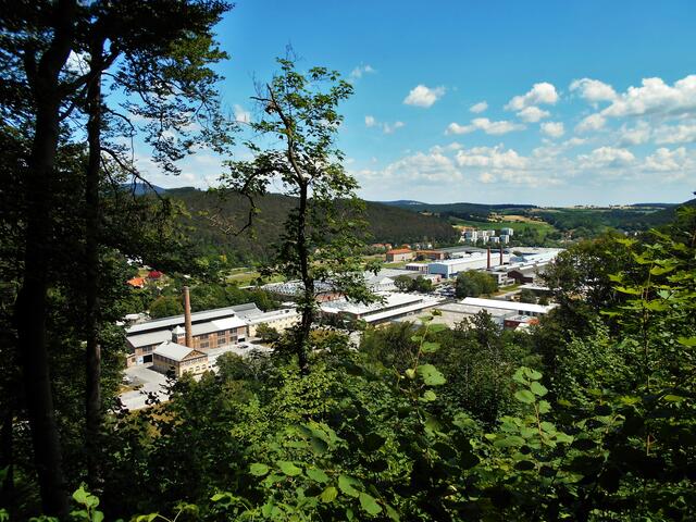 ... als auch auf die Berndorfer Metallwarenfabrik. | Foto: © Silvia Plischek