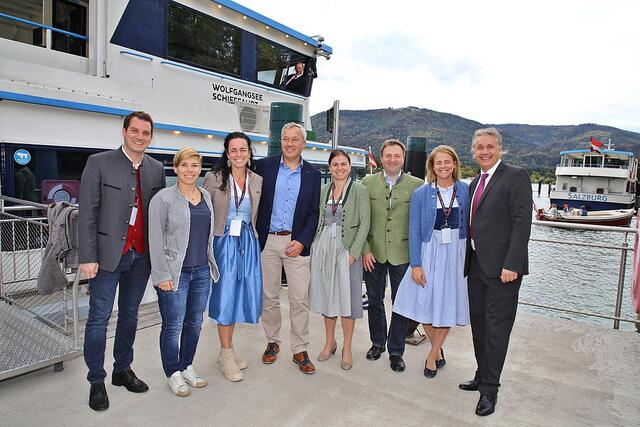 Am Ufer des Wolfgangsees wurden die Winter- und Sommer-Awards des Internationalen Skiarea-Tests verliehen. | Foto: Hörmandinger