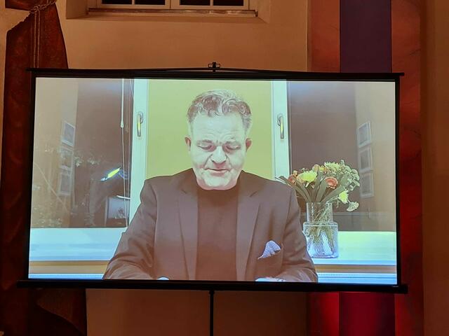 Burgschauspieler Cornelius Obonya sandte ein Video einer Lesung... | Foto: Otto Krcal