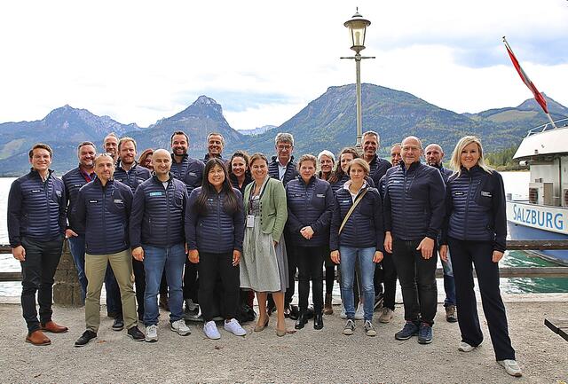 Das Team der Bergbahnen Dachstein West. | Foto: Hörmandinger