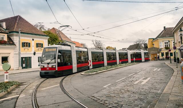 Die Linie 38 fährt von Schottentor bis Grinzing. Im Bereich der Endstation werden von 26. Oktober bis 3. November Gleisbauarbeiten durchgeführt.  | Foto: Manfred Helmer / Wiener Linien