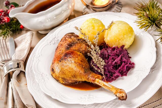 Von Ganslsuppe bis Speckknödel: Wo kann man im 1. Bezirk am besten Gansl essen? | Foto: Alexander Raths/Fotolia.com