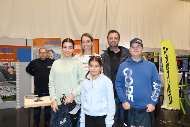 Mia, Manuela, Clara, Harald und Andreas. | Foto: BRS/Doms