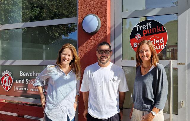 Sylvia Neureiter, Ismail Aydogan und Birgit Radwanovsky arbeiten im Treffpunkt Burgfried-Süd. | Foto: STGHA
