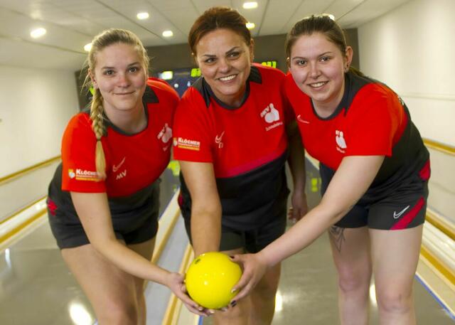 Martina Vegerbauer, Obfrau Teodora Marth und Lisa-Marie Pimperl siegten im Team DKV-Schlaining gegen Dornbirn/Hard 6:2.