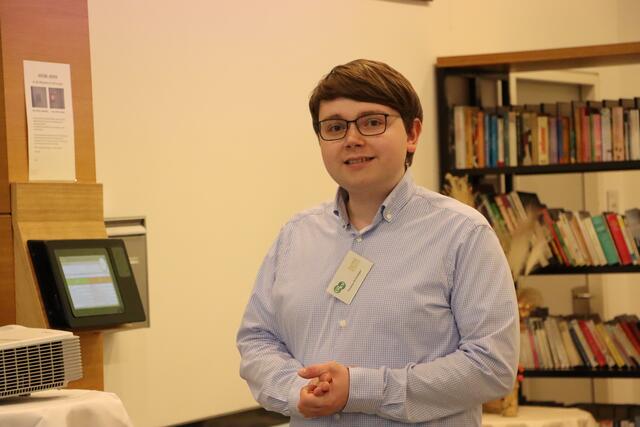Teamleiter Thomas Schwaiger erzählt, dass bei der Computeria besonders die zwischenmenschlichen Beziehung im Fokus stehen. | Foto: Nimpf