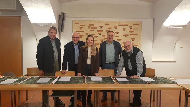 Präsident a.D. ÖR Walfried Wutscher, Bezirksobmann Karl Schwabe, Projektleiterin Melanie Strutzmann, Amtsleiter Gerhard Loibnegger und Ortsobmann Manfred Riedl beteiligten sich an der Namenswerkstatt in St. Georgen. | Foto: Privat