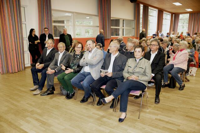 Vollbesetzt war der Vortragssaal in der Mehrzweckhalle Garsten beim Gesundheitstag. Viel Prominenz unter den Gästen.  