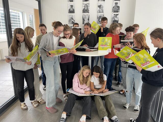 IBOBB ist die Abkürzung für "Information, Beratung und Orientierung für Bildung und Beruf". Als verbindliche Übung für die 7. und 8. Schulstufen bietet die Übung am Gymnasium Schärding Anstöße und Wissen, um individuell passende Bildungs- und Berufswege zu finden.  | Foto: Gym Schärding