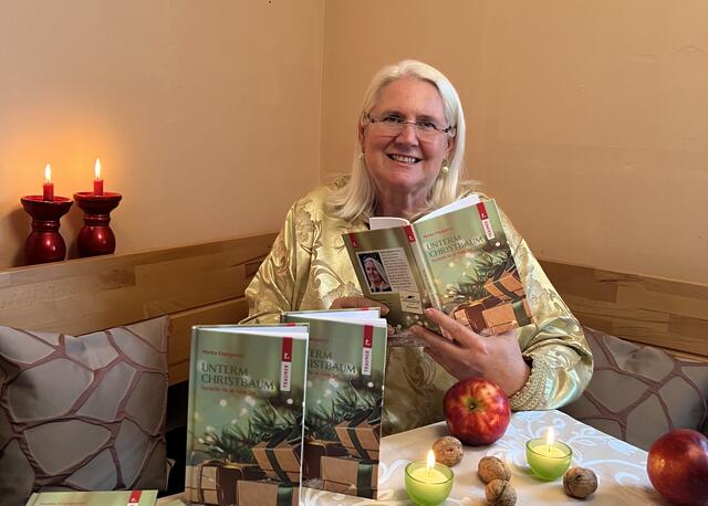 Mit ihren neuen Weihnachtsgeschichten will Krautgartner Monika die Gäste bezaubern | Foto: privat
