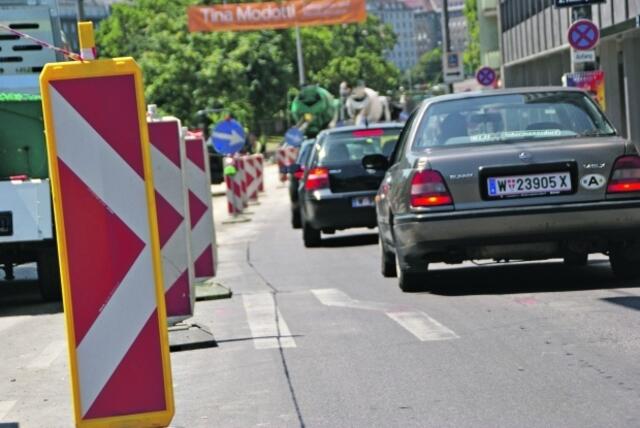 Auf der Triester Straße wird gebaut, aber die Zufahrt zu den Supermarktparkplätzen bleibt durchgehend aufrecht. (Symbolfoto) | Foto: Baryli
