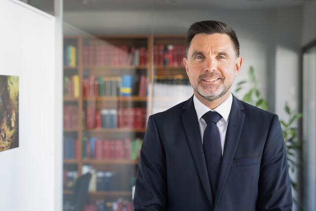 Dr. Rainer Kappacher ist Experte für Baumängel in Landeck, Rechtsanwaltskanzlei Weiskopf / Kappacher / Kössler  | Foto: Eva Beer