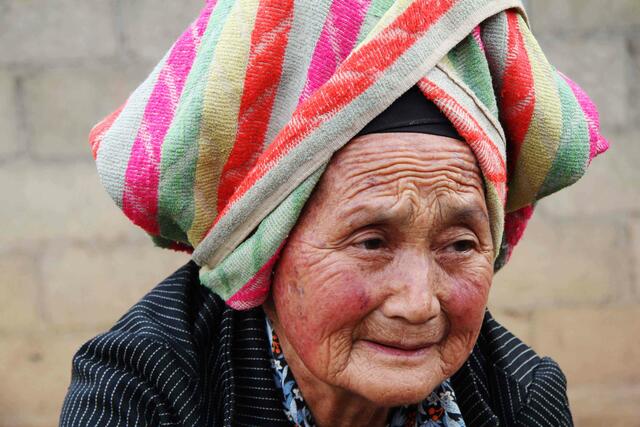 Multimediaschau in St. Pölten: Bewohnerin eines Bergdorfs im fernen Vietnam | Foto: Peter Löwenstein