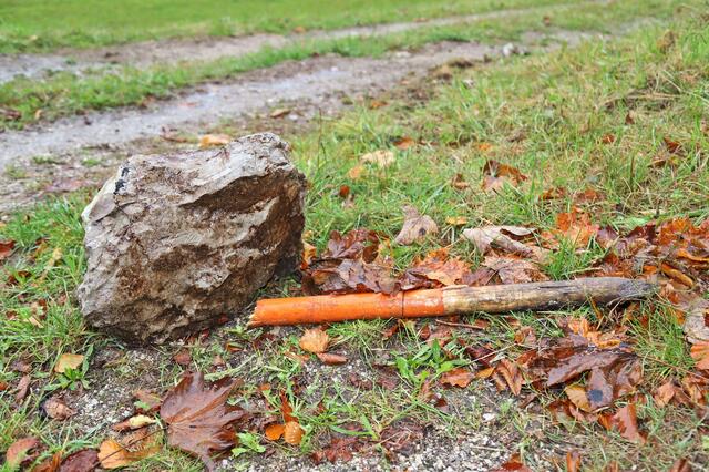 Felsbrocken waren ins Tal gestürzt. Aktuell herrscht hier Lebensgefahr.