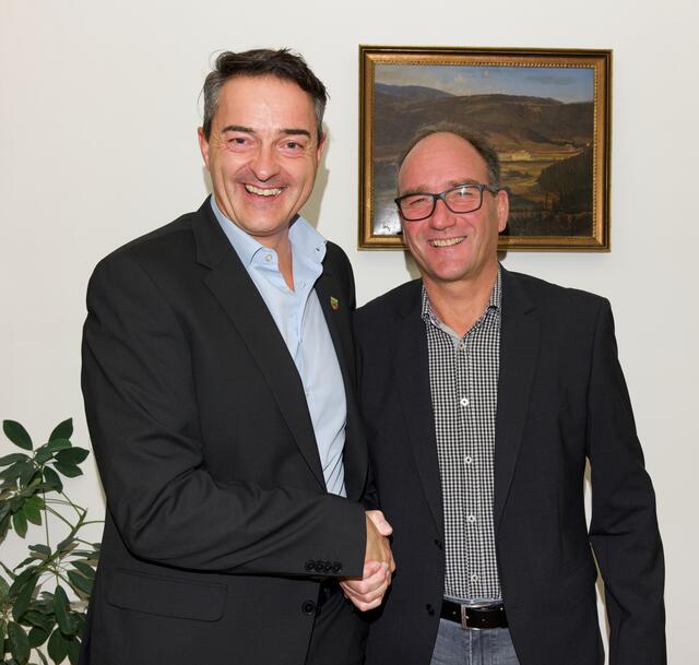 Bous und Rath (r.) sind der Schwarze und der Rote.