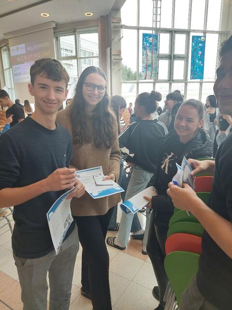 Die Schülerinnen und Schüler sammelten erste Einblicke in die Berufswelt. | Foto: hak/has leibnitz