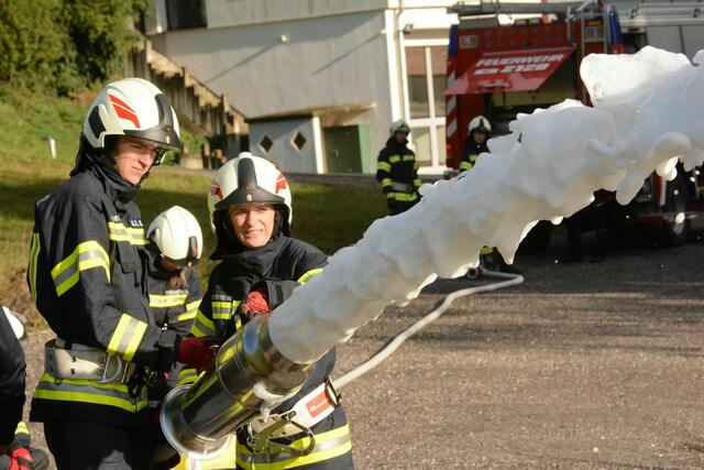 Für die Teilnehmer des ATMA-Lehrgangs gab es verschiedene Aufgaben zu bewältigen. | Foto: Herbert Denkmayr