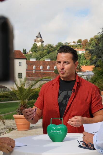 Das grüne Herz bedeutet für Gabalier "daheim sein". | Foto: STG