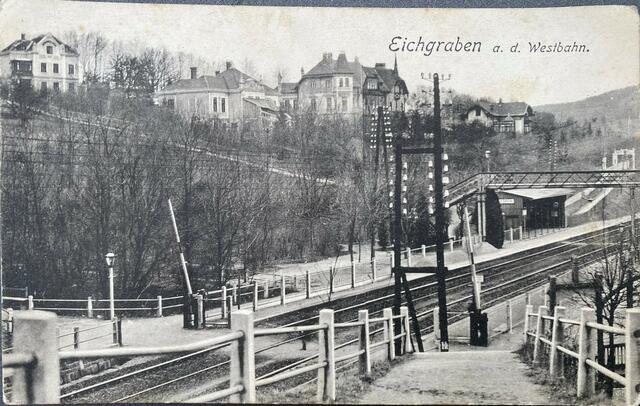 Der Bahnhof in Eichgraben aus dem Jahr 1912. Es hat sich viel getan. Das Bild stammt aus einer Postkarte von 1912.

 | Foto: privat