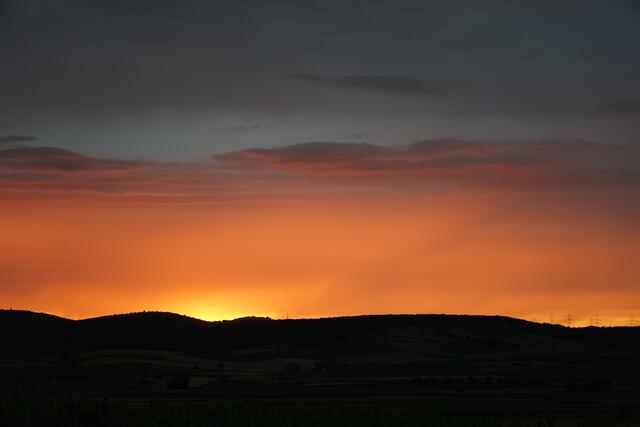 Die schönsten Sonnenuntergänge gibt es in Kleinrötz zu sehen. | Foto: Roman Kappel