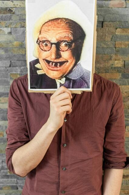 Juan Son bleibt anonym und postet satirische Memes in Sozialen Medien. | Foto: Juan Son