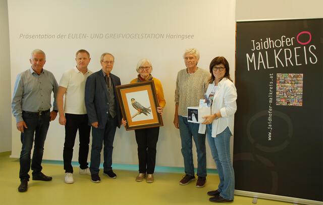v.li.n.re.: Bürgermeister Franz Aschauer, Martin Mörx, Othmar Komarek, Maria Rester, Hans Frey und Malkreisleiterin Sylvia Steinhauer-Maresch | Foto: Malkreis Jaidhof