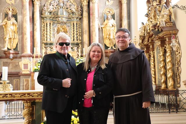 Heino, Anita Hegerland und Pater Thomas Lackner