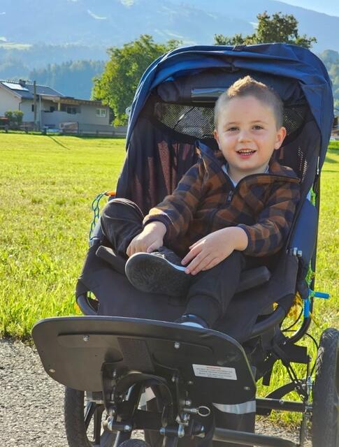 Mit dem Kauf einer CD helfen Sie Luis das Leben zu erleichtern. | Foto: Unterinntaler Weihnachtsbläser