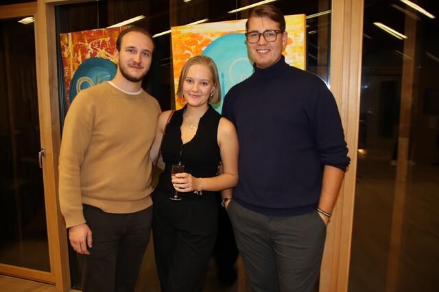 Domink Hackenbuchner, Katharina Santner und Scorps.