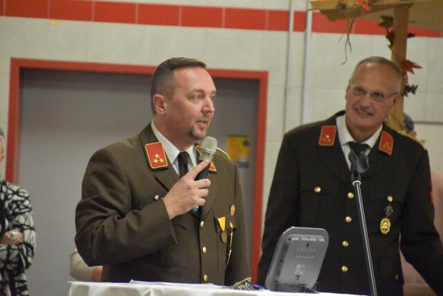 Kdt. Florian Prosch und Robert Kaufmann führten durch den Abend.