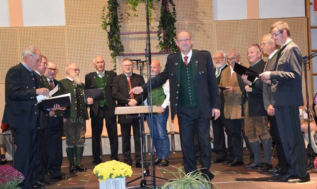 Oskar Lenz und der Männerchor