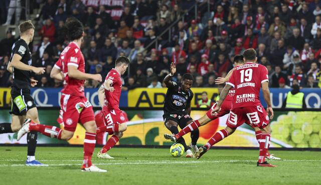 Dass sich Sturm gegen den GAK in einem höchst spannenden Duell letztlich durchsetzte, war einigen "Fans" wohl nicht genug. | Foto: GEPA