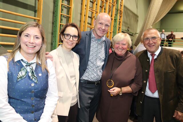 Edith Müller, Beate und Thomas Mehlstaub, Anita und Josef Tretthann. | Foto: Manfred Wlasak