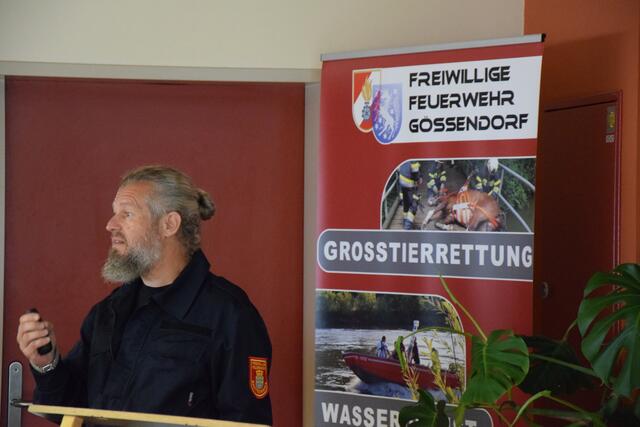 Spannender Vortrag zum Thema Großtierrettung | Foto: Herbert Buchgraber, BFVGU 