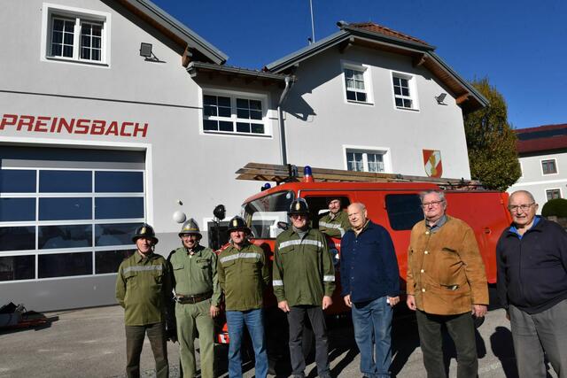 Empfang für "Oldtimer"-Löschfahrzeug bei der FF Preinsbach.
 | Foto: Wolfgang Zarl