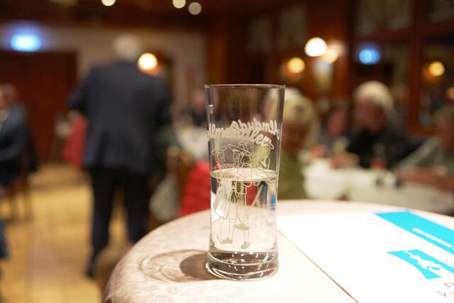 Das Glas ist halb voll, oder doch halb leer?