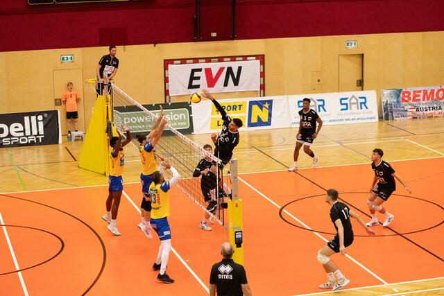 Powerfusion Volley League Men - VCA Amstetten NÖ vs SK Zadruga Aich Dob - 04/11/2023 - Johann-Pölz-Halle Amstetten  | Foto: Peter Maurer