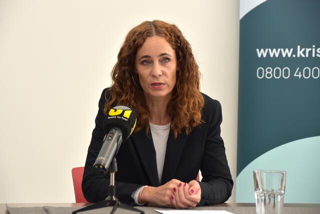 "Sich in Zeiten der Schwäche Hilfe zu holen, ist ein Zeichen von Stärke“, appelliert Soziallandesrätin Eva Pawlata. | Foto: Barbara Fluckinger