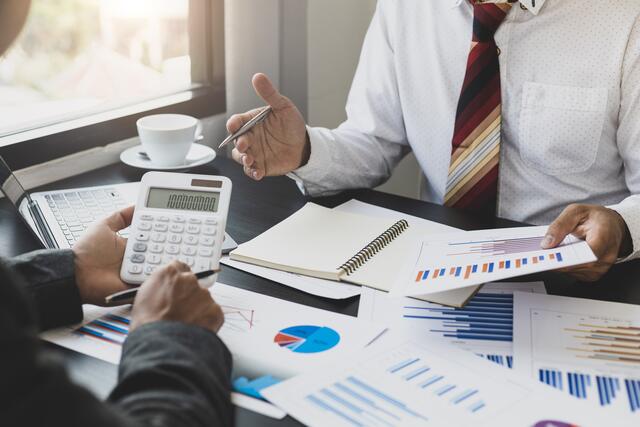 Um rund 40 Prozent sind die Erstberatungen bei der Schuldnerberatung Kärnten gestiegen. Die Experten setzen nun vermehrt auf präventive Beratungen. | Foto: stock.adobe.com/Wasan