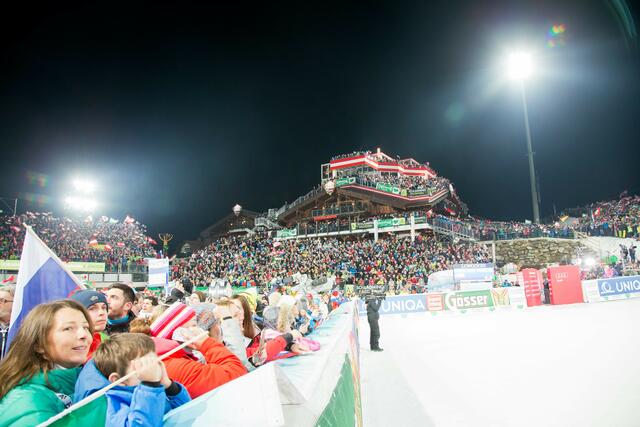 Auch heuer gibt es wieder viele sportliche Highlights, wie die Skirennen in Flachau und Schladming oder die Snowboardrennen in Gastein. | Foto: Franz Neumayr