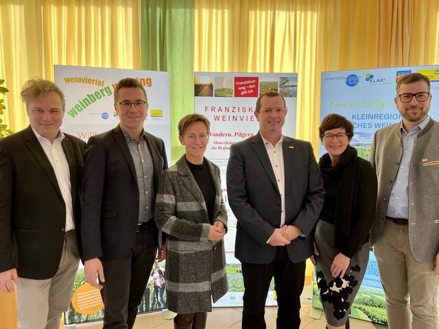 Klinikleitung, Verena Gstaltner und Stefan Flotz. | Foto: zVg