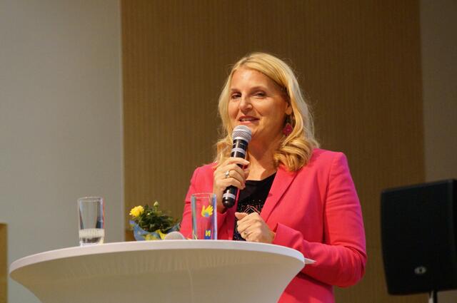 ORF-Moderatorin Birgit Perl | Foto: Birgit Schmatz