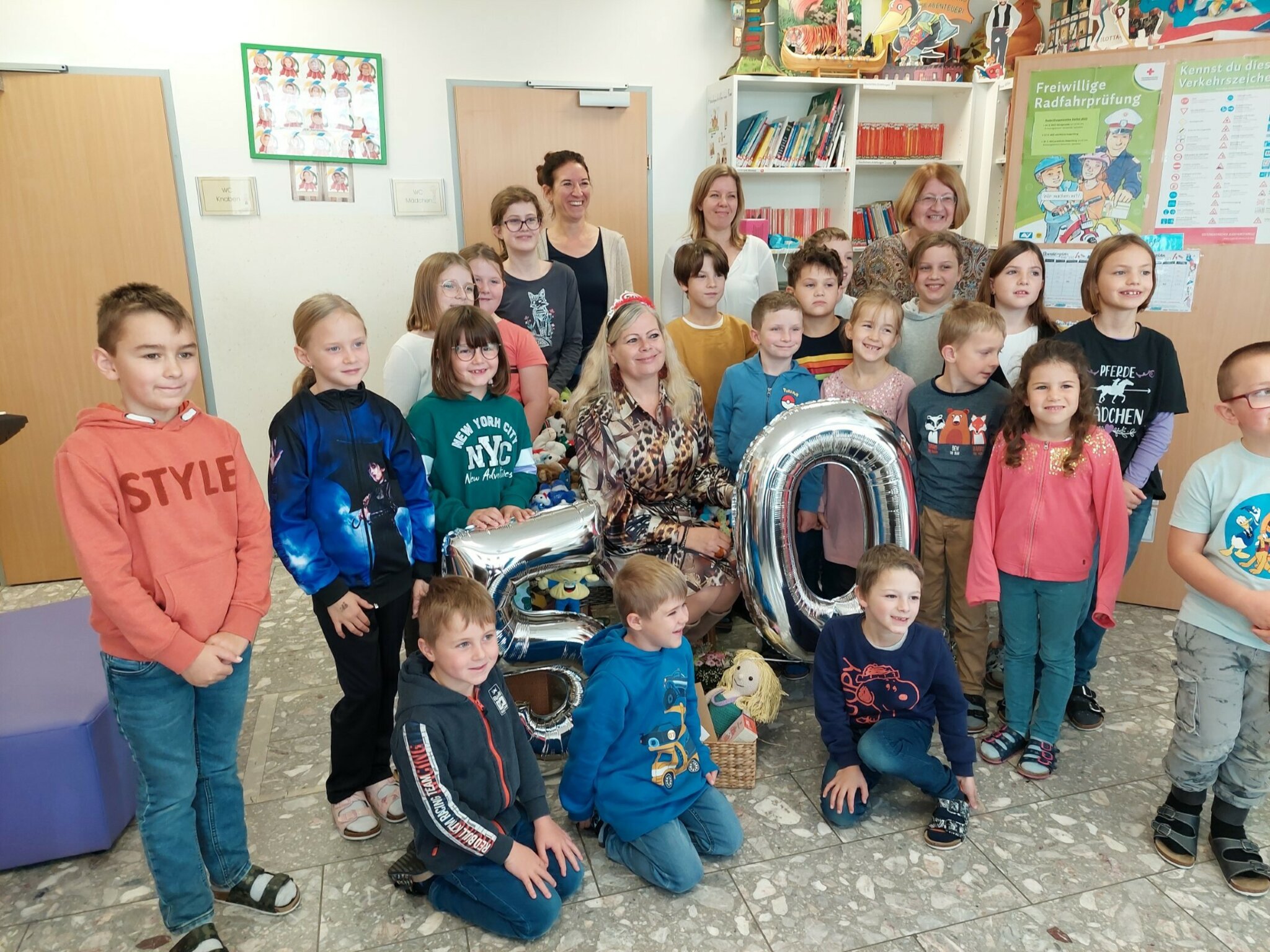 Direktorin Regina wurde gekrönt Horn