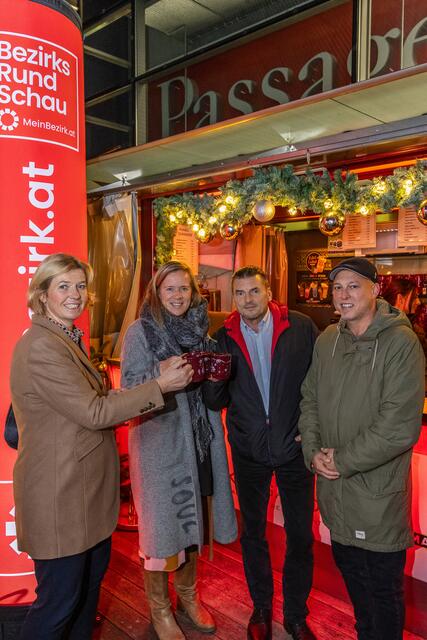 Centermanagerin Julia Kretz, Marie-Louise Schnurpfeil, Geschäftsführerin Linz Tourismus und Andreas Frey sowie Stefan Auer (BezirksRundSchau Linz). | Foto: Mario Siegl