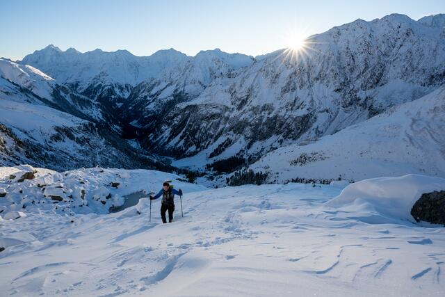 Durch den ersten großen Wintereinbruch sind bereits die ersten Skitouren möglich | Foto: Chris Riefenberg