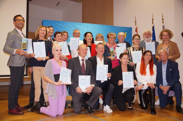 Nominierte Seniorensportlerinnen und Seniorensportler aus dem Bezirk Baden | Foto: Birgit Schmatz